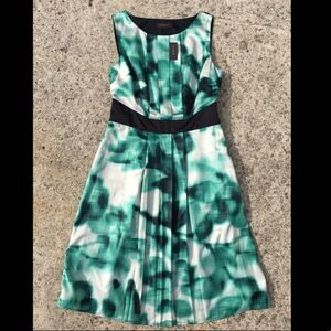 NWT The Limited fit & flare dress. Size 6